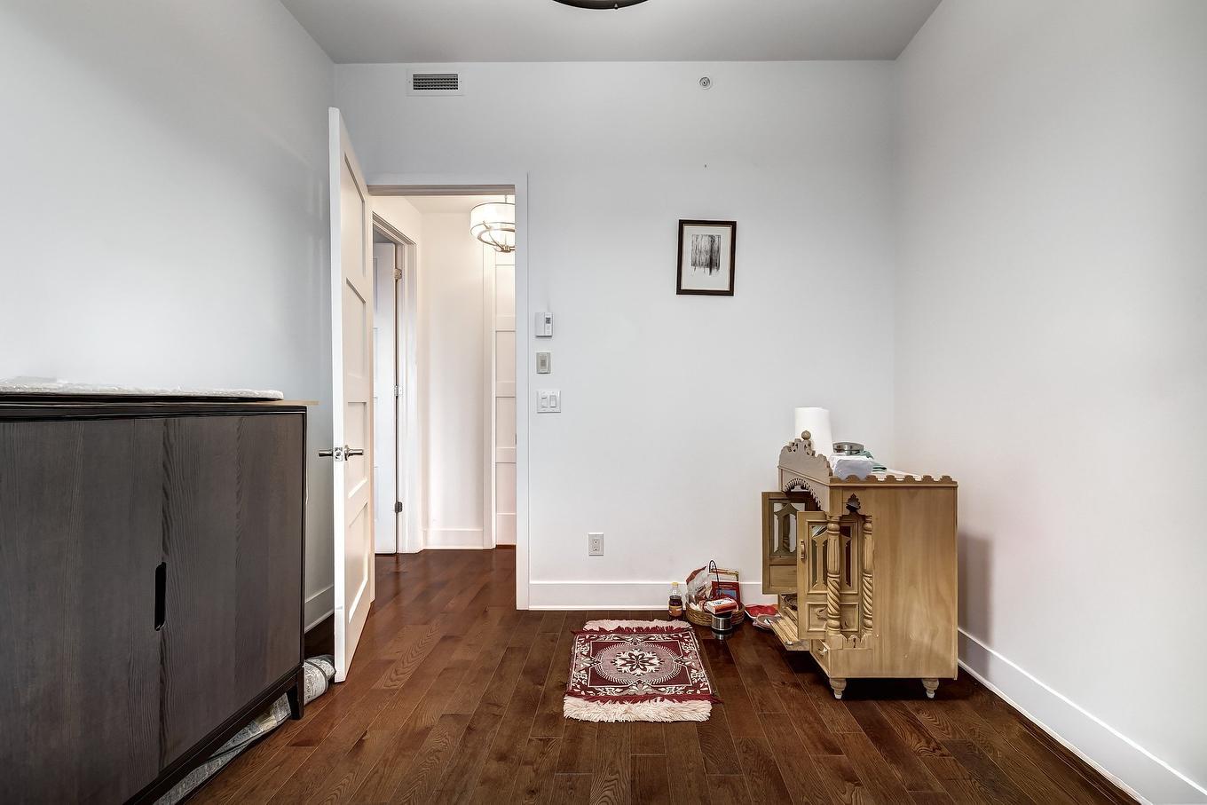 Bedroom - Ph1005-4293 Rue Jean-Talon O., Montréal (Côte-Des-Neiges/Notre-Dame-De-Grâce), QC - Indoor Photo Showing Other Room