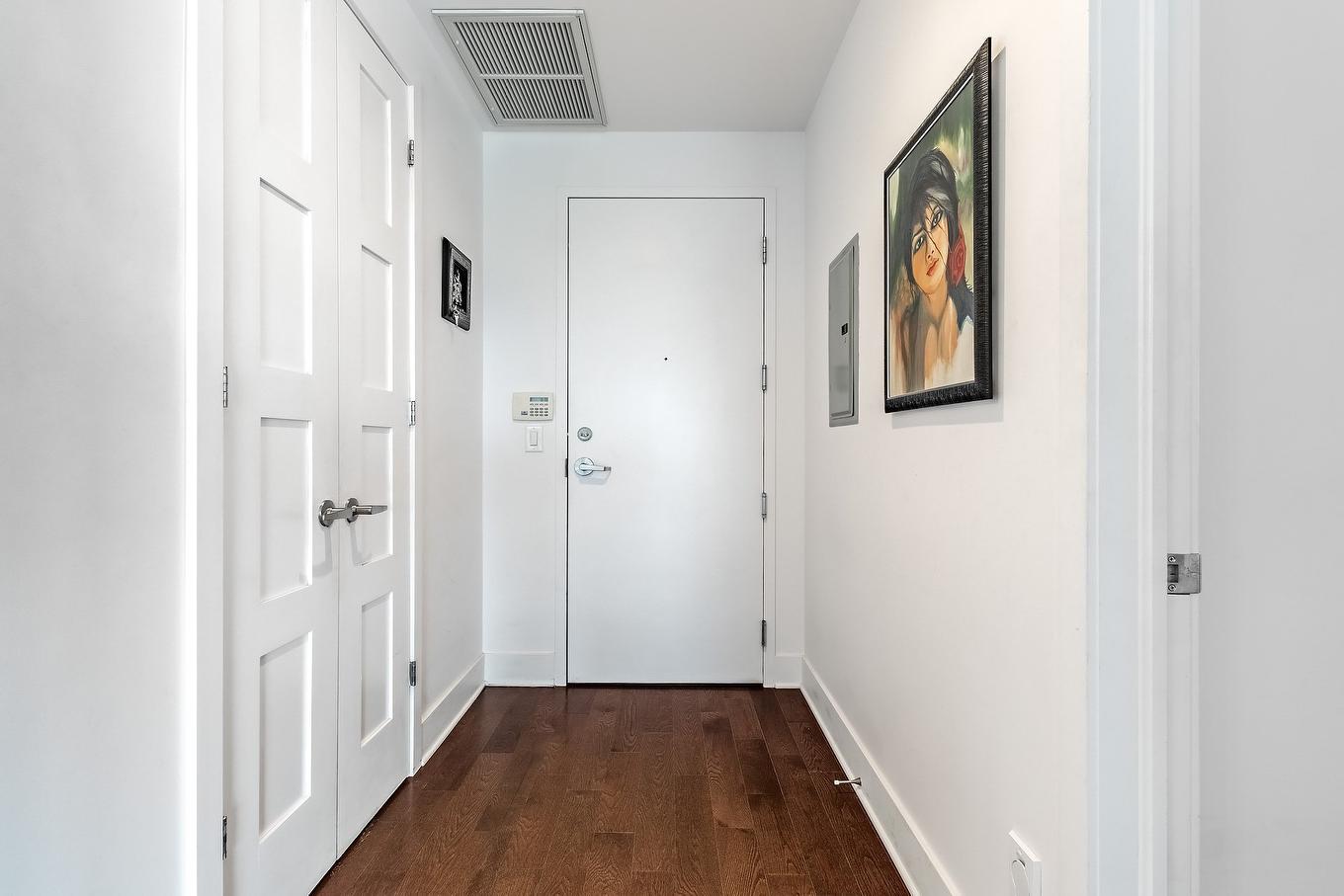 Hall - Ph1005-4293 Rue Jean-Talon O., Montréal (Côte-Des-Neiges/Notre-Dame-De-Grâce), QC - Indoor Photo Showing Other Room