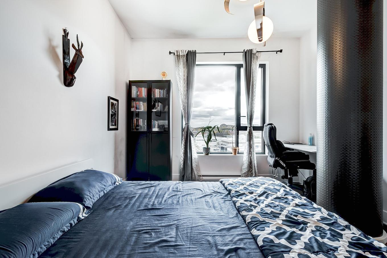 Bedroom - Ph1005-4293 Rue Jean-Talon O., Montréal (Côte-Des-Neiges/Notre-Dame-De-Grâce), QC - Indoor Photo Showing Bedroom