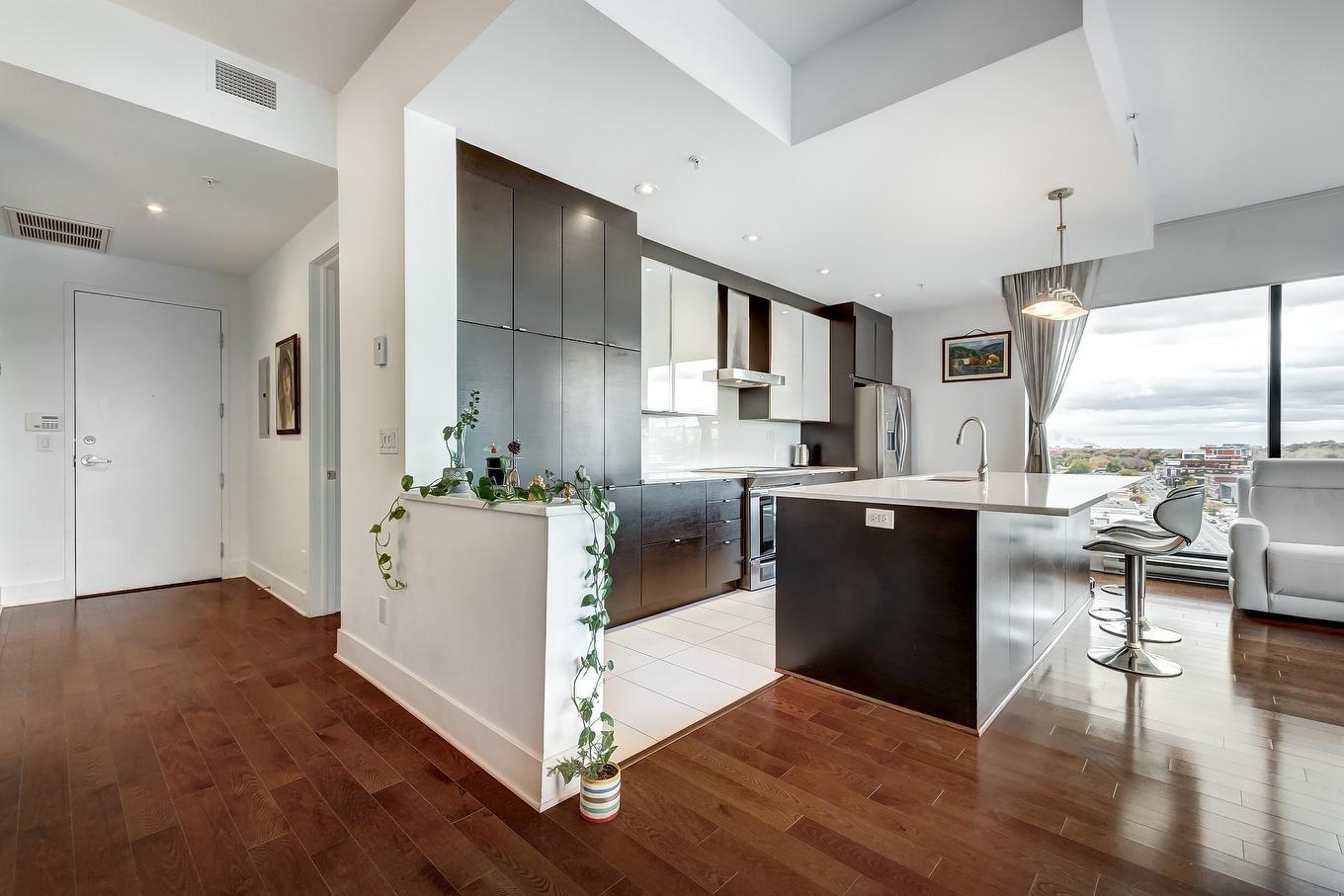 Overall view - Ph1005-4293 Rue Jean-Talon O., Montréal (Côte-Des-Neiges/Notre-Dame-De-Grâce), QC - Indoor Photo Showing Kitchen