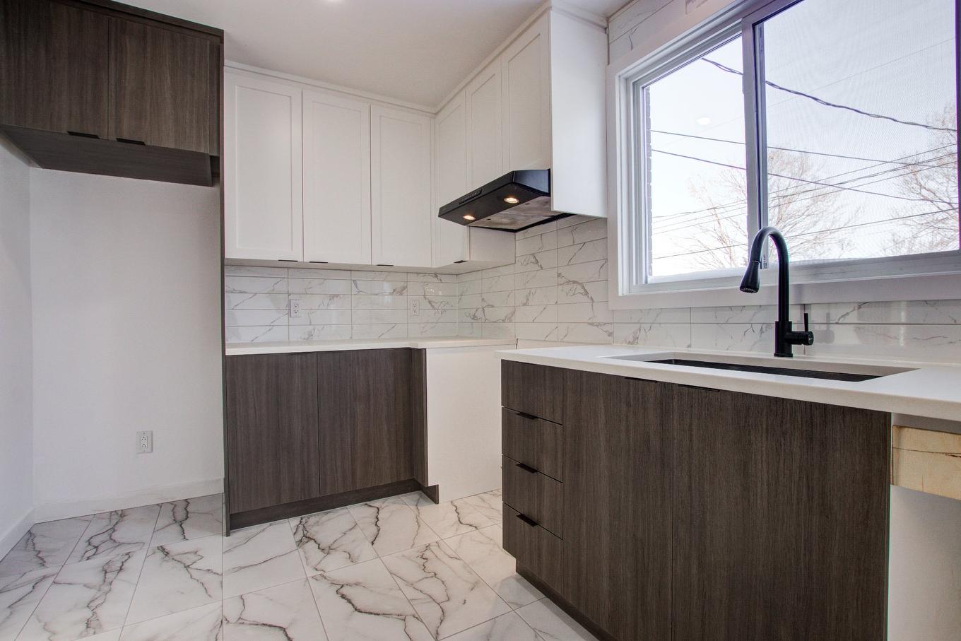 Kitchen - 2899 Rue De Lyon, Longueuil (Le Vieux-Longueuil), QC - Indoor Photo Showing Kitchen