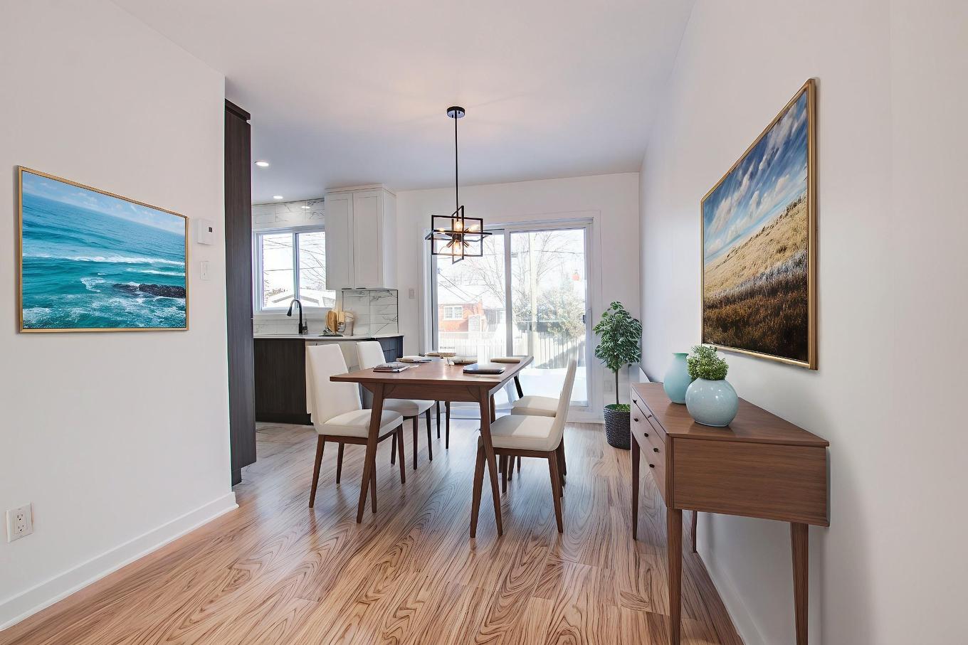 Dining room - 2899 Rue De Lyon, Longueuil (Le Vieux-Longueuil), QC - Indoor Photo Showing Dining Room