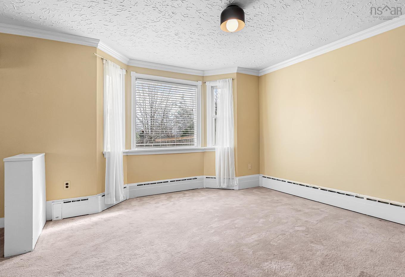 4 Harris Road, Dartmouth, NS