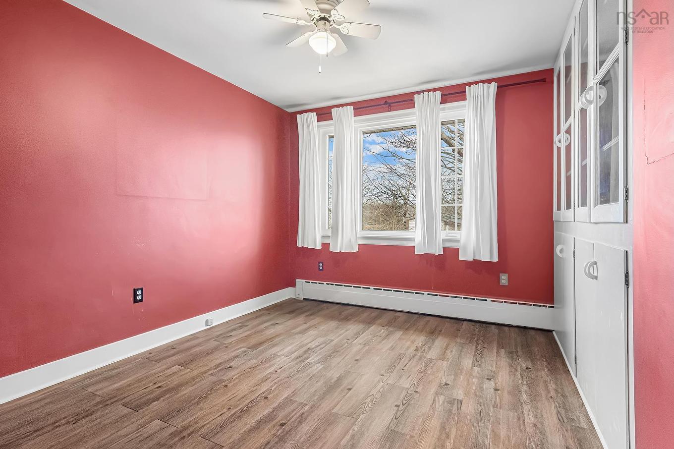 4 Harris Road, Dartmouth, NS