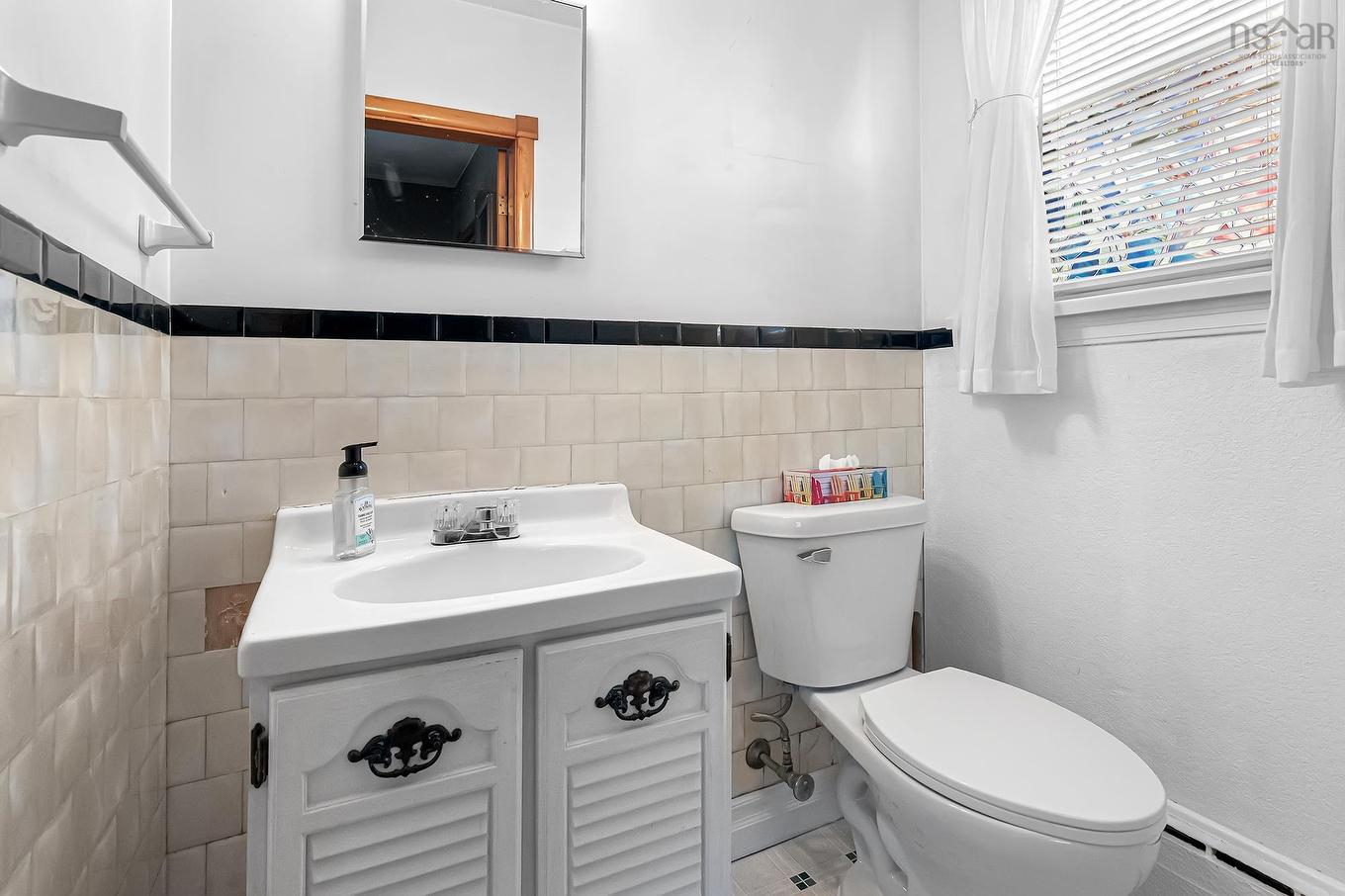 4 Harris Road, Dartmouth, NS