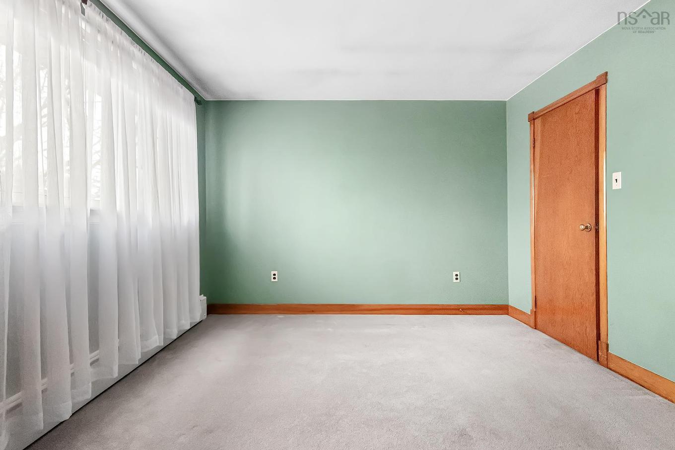 4 Harris Road, Dartmouth, NS