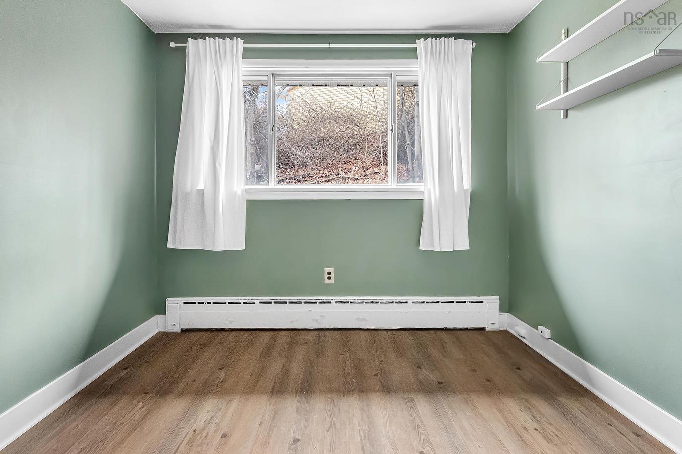 4 Harris Road, Dartmouth, NS