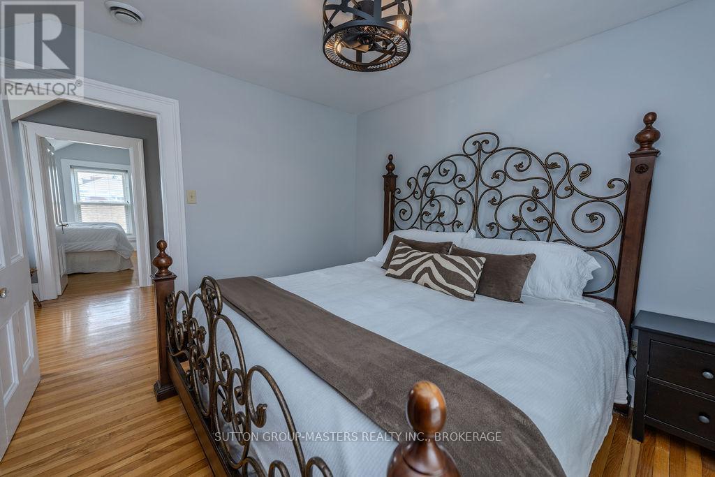 8 Spring Street, Westport, ON - Indoor Photo Showing Bedroom