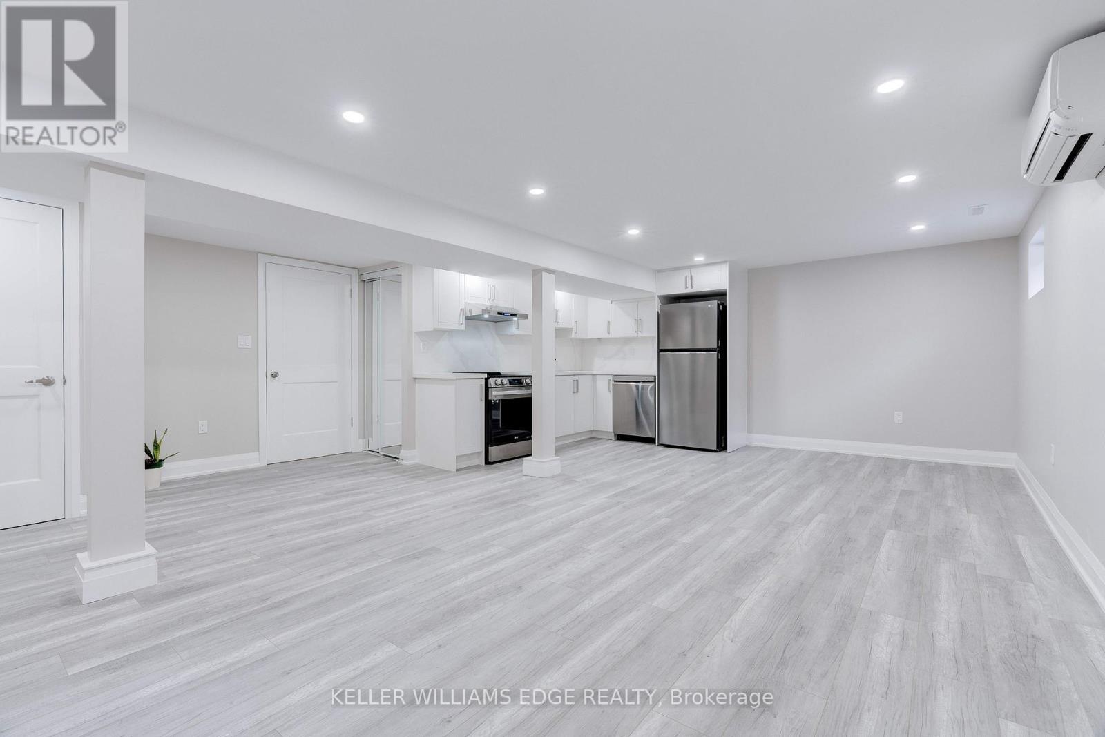 164 West 19Th Street, Hamilton, ON - Indoor