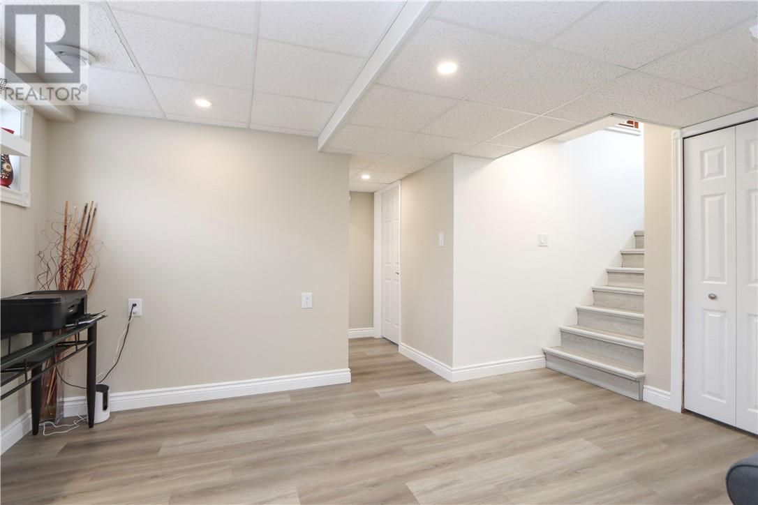 903 Rabbit Trail, Warren, ON - Indoor