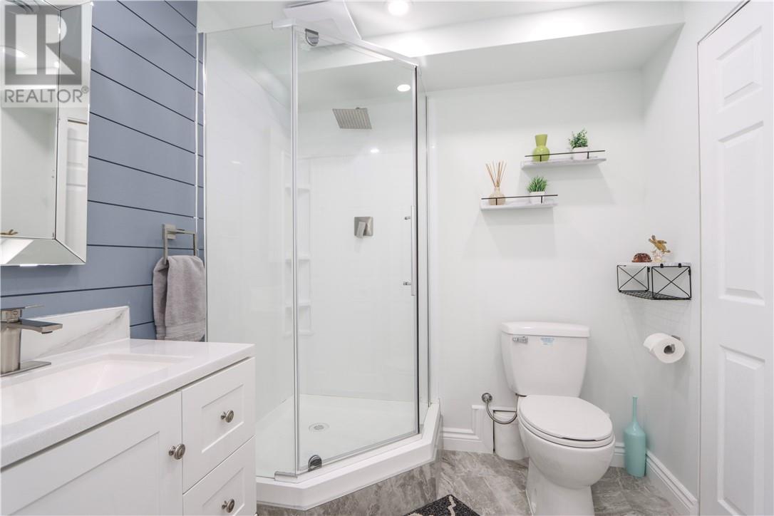 903 Rabbit Trail, Warren, ON - Indoor Photo Showing Bathroom