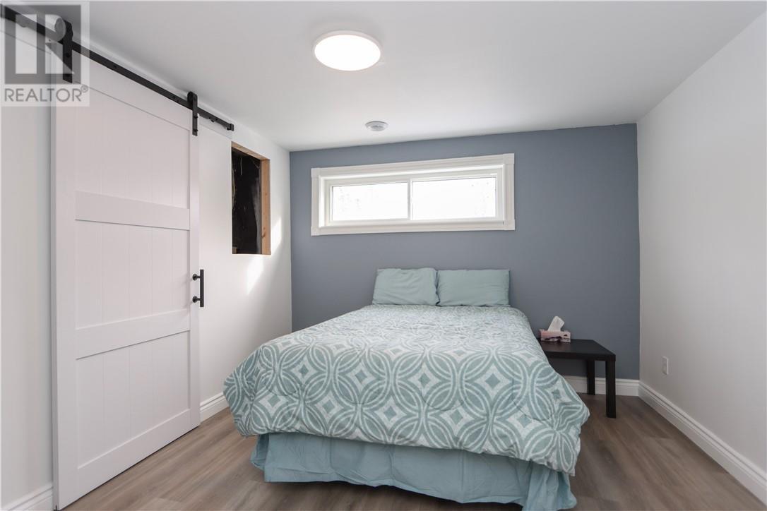 903 Rabbit Trail, Warren, ON - Indoor Photo Showing Bedroom
