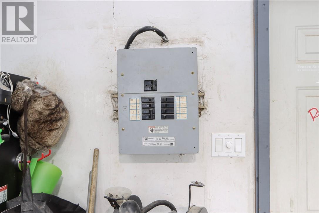 903 Rabbit Trail, Warren, ON -