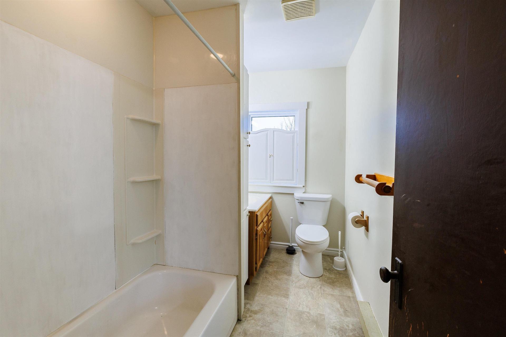 3108 Highway 334, Lower Wedgeport, NS - Indoor Photo Showing Bathroom