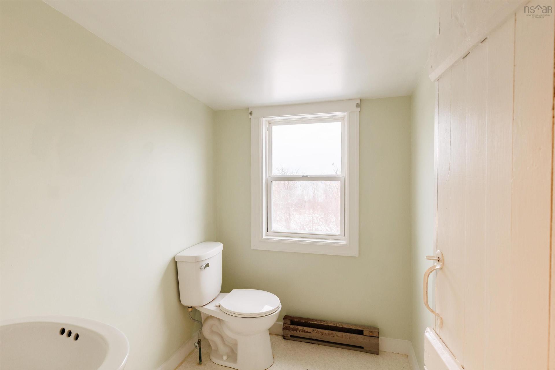 3108 Highway 334, Lower Wedgeport, NS - Indoor Photo Showing Bathroom