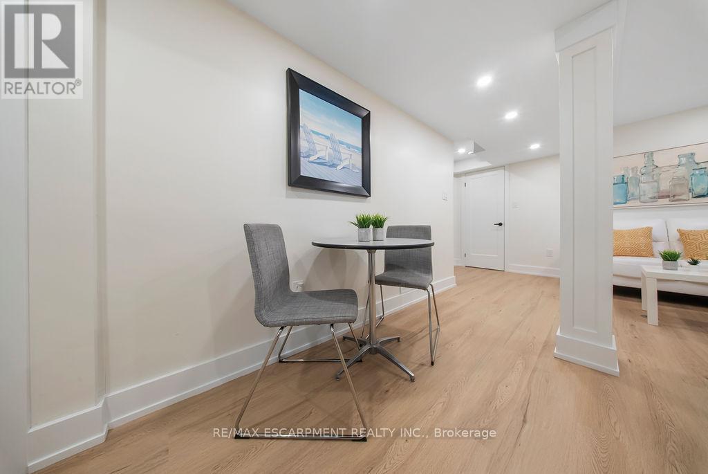 151 East 21St Street, Hamilton, ON - Indoor