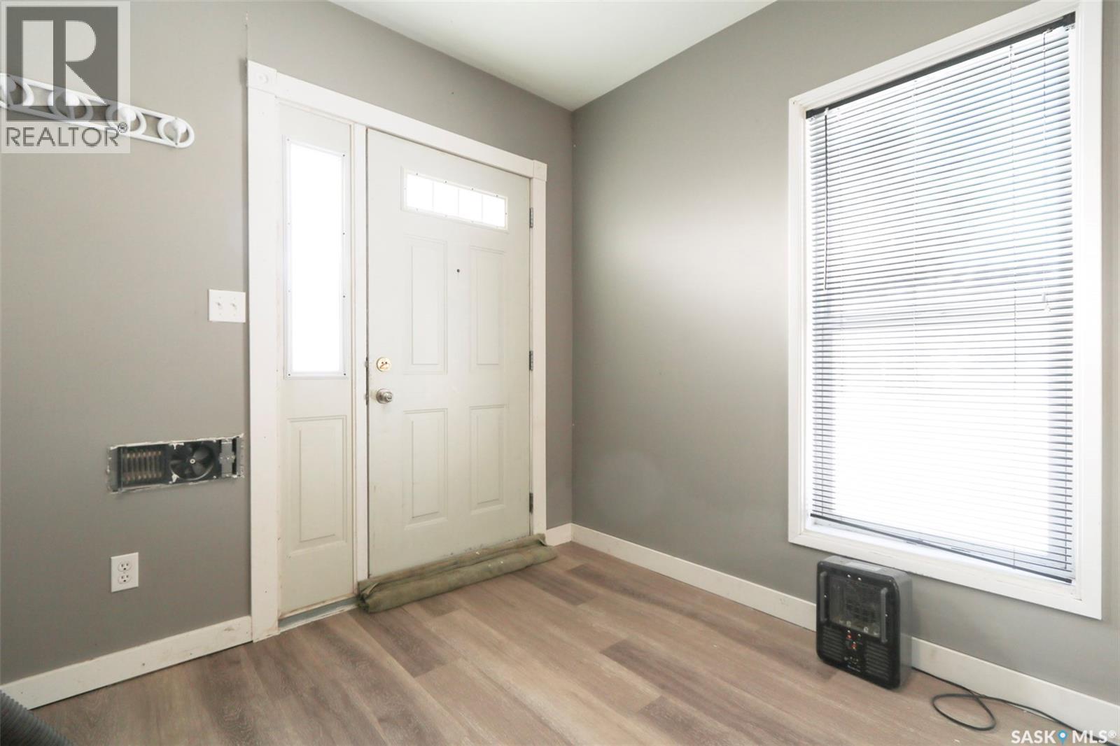 106 3Rd Avenue N, Ebenezer, SK - Indoor Photo Showing Other Room