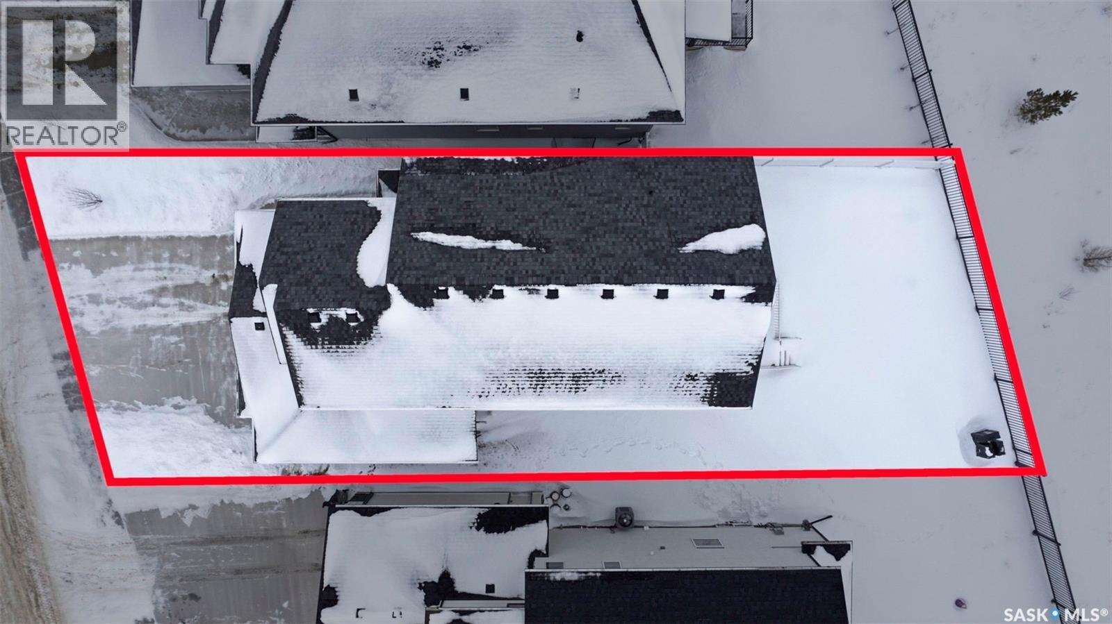 112 Forsey Avenue, Saskatoon, SK - Photo Showing Garage