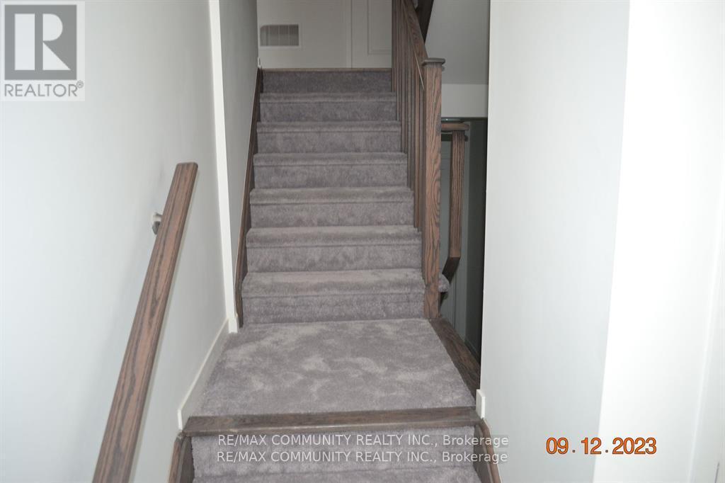 811 Stanstead Path, Oshawa, ON - Indoor Photo Showing Other Room