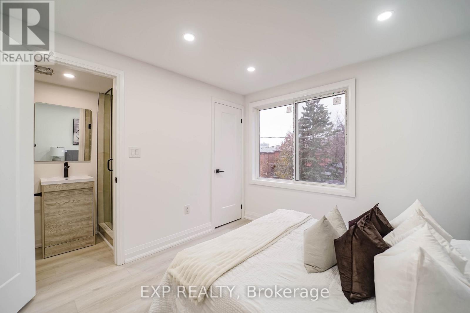 47 Eldon Avenue, Toronto, ON - Indoor Photo Showing Bedroom