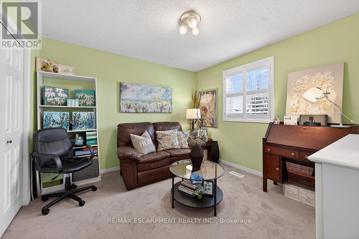 8316 Twenty Road E, Hamilton, ON - Indoor Photo Showing Other Room