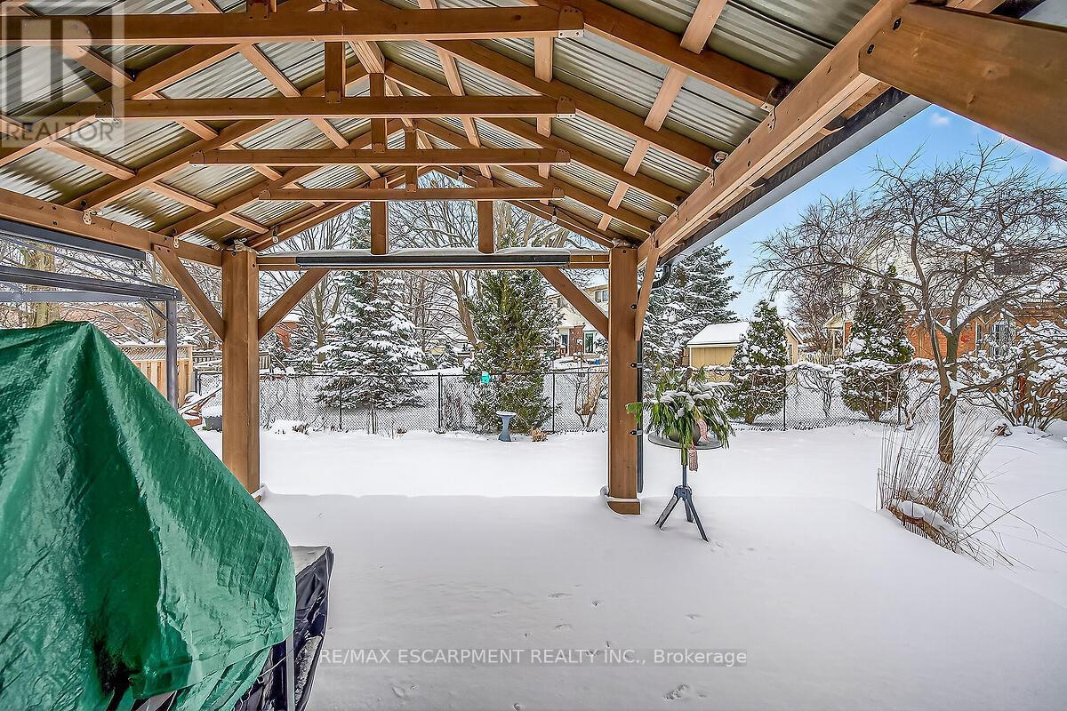 8316 Twenty Road E, Hamilton, ON - Outdoor