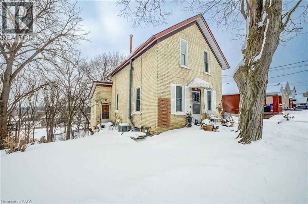 105 St George Street, Kitchener, ON - Outdoor