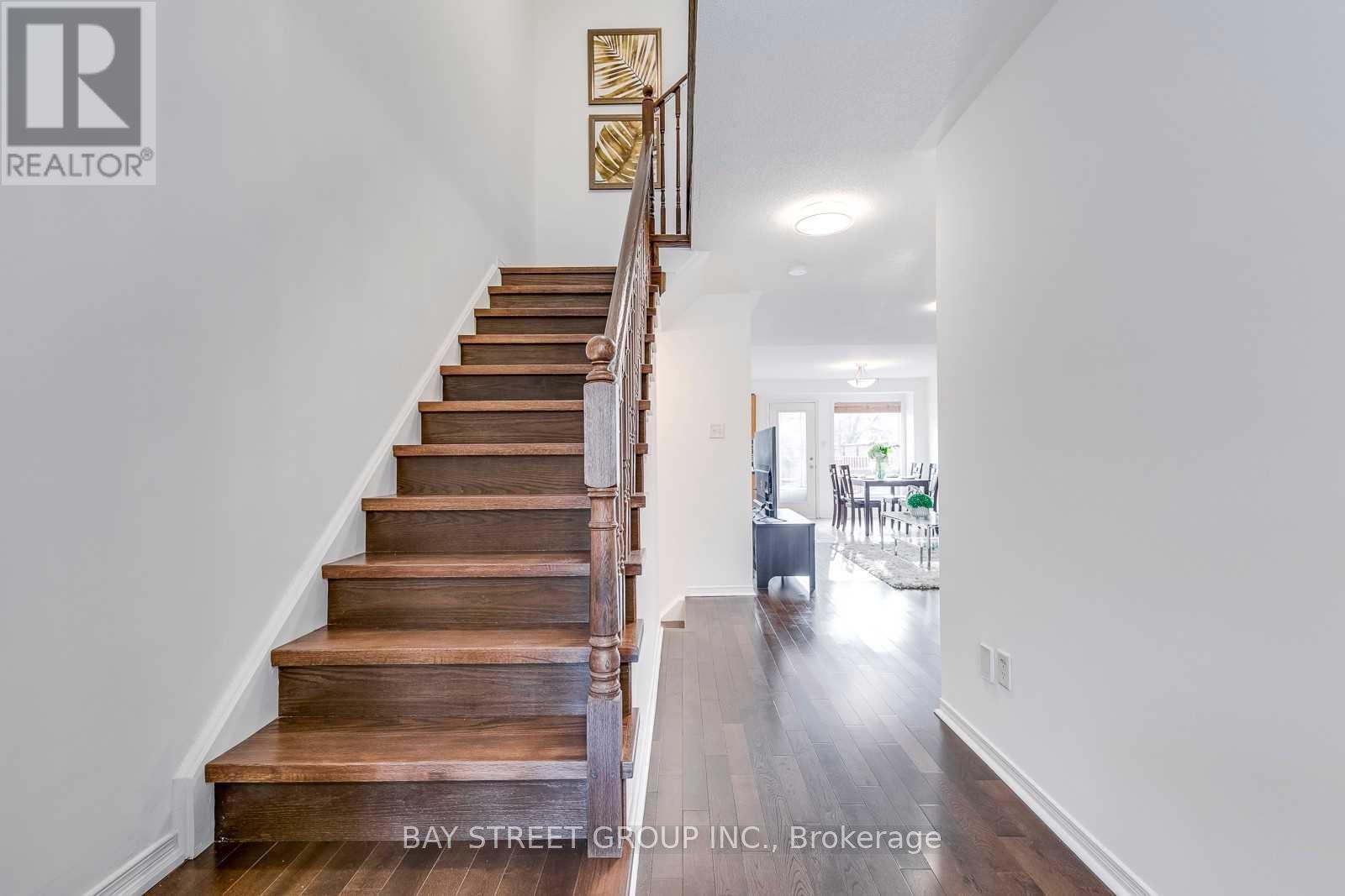 5166 Des Jardines Drive, Burlington, ON - Indoor Photo Showing Other Room