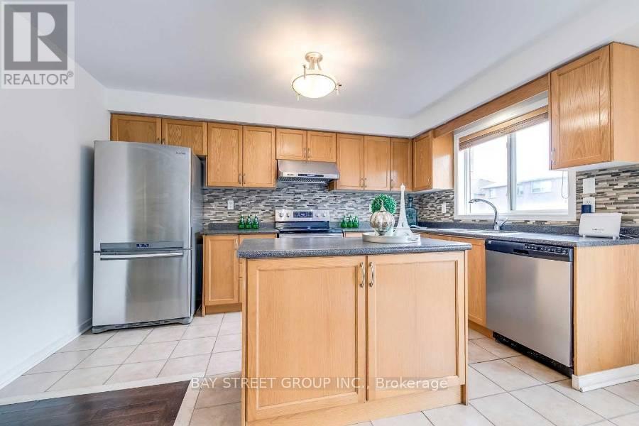 5166 Des Jardines Drive, Burlington, ON - Indoor Photo Showing Kitchen
