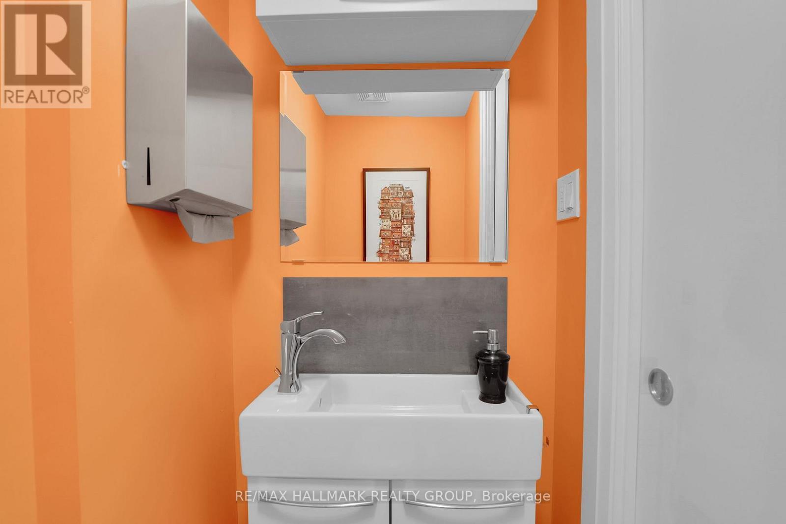 170 Main Street, Ottawa, ON