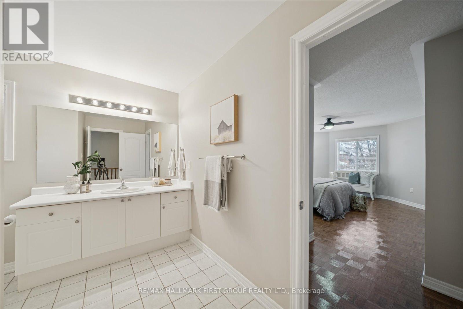 19 Elder Crescent, Whitby, ON - Indoor Photo Showing Bathroom