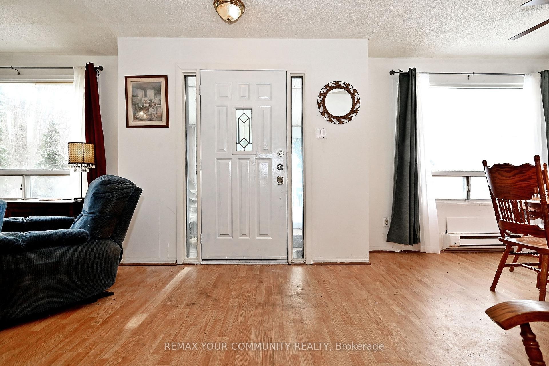 704 Hastings Avenue, Innisfil, ON - Indoor