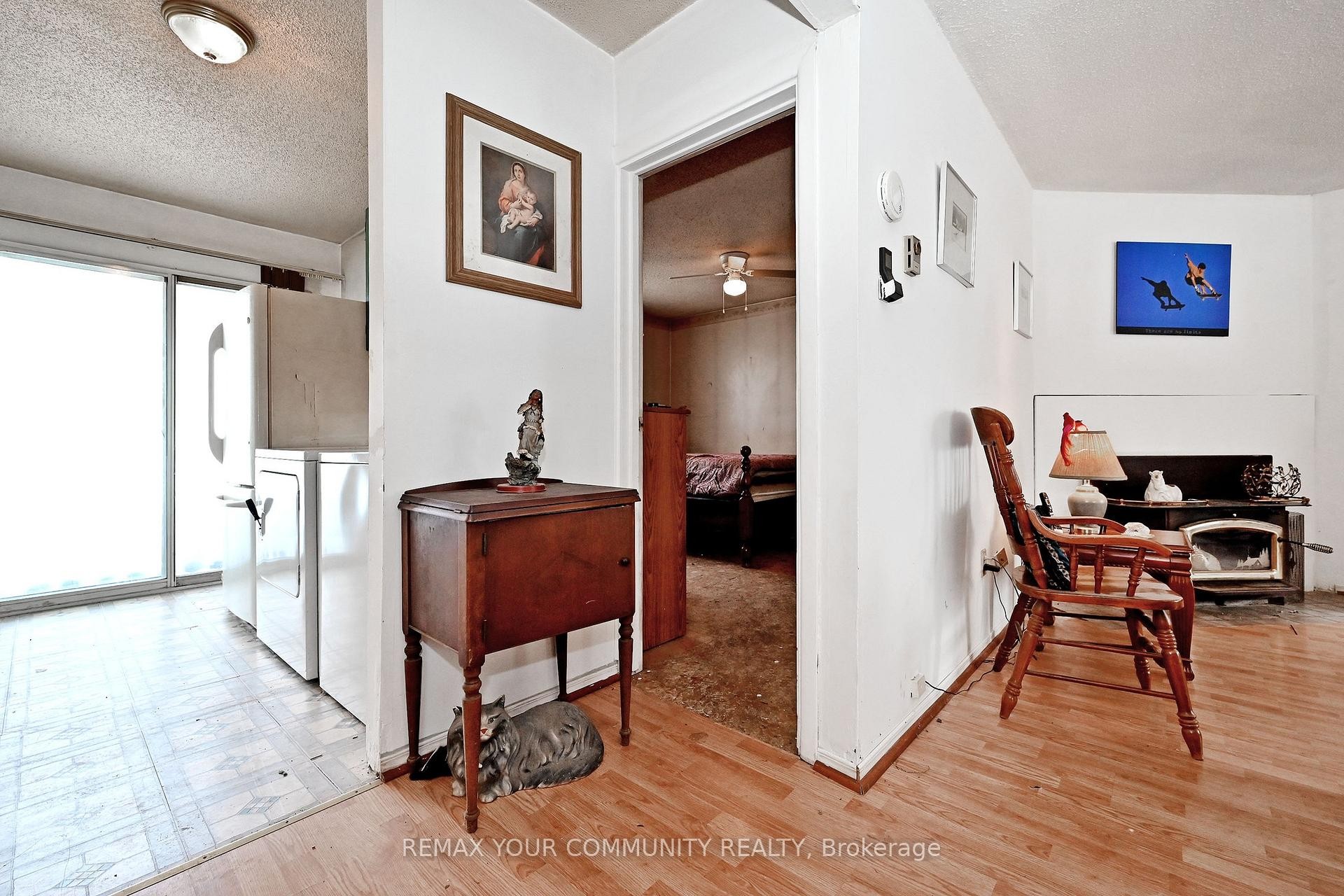 704 Hastings Avenue, Innisfil, ON - Indoor Photo Showing Other Room