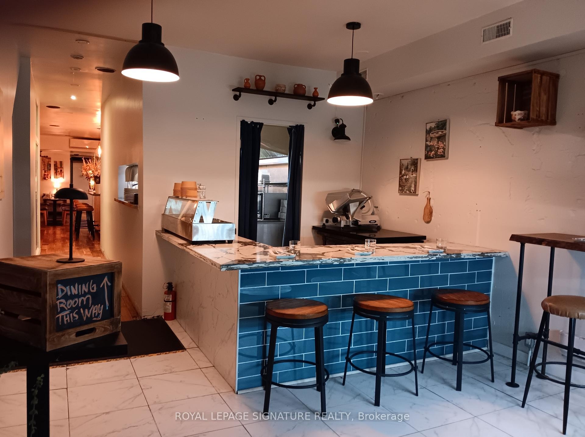 1316 Queen Street W, Toronto, ON