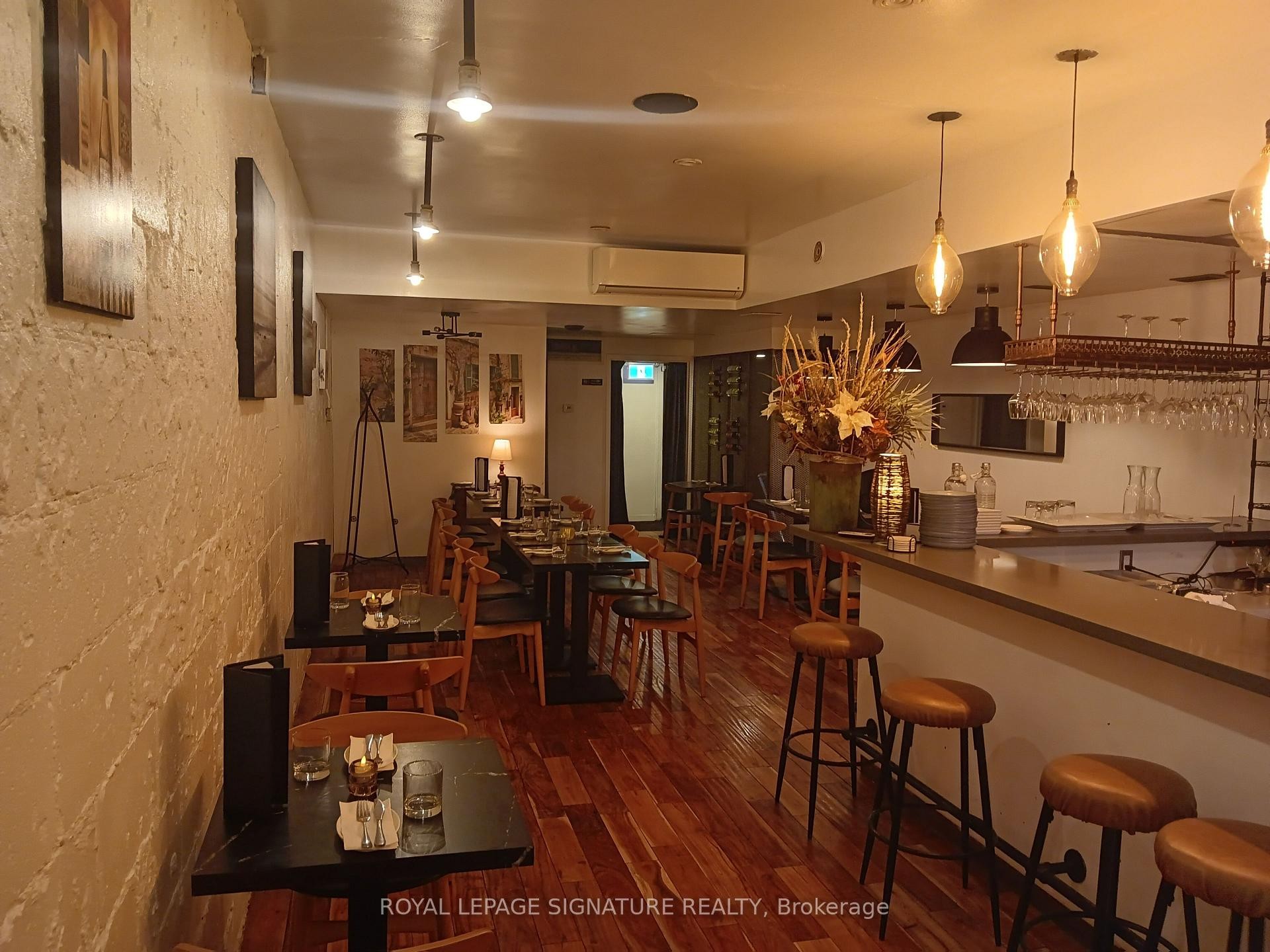 1316 Queen Street W, Toronto, ON