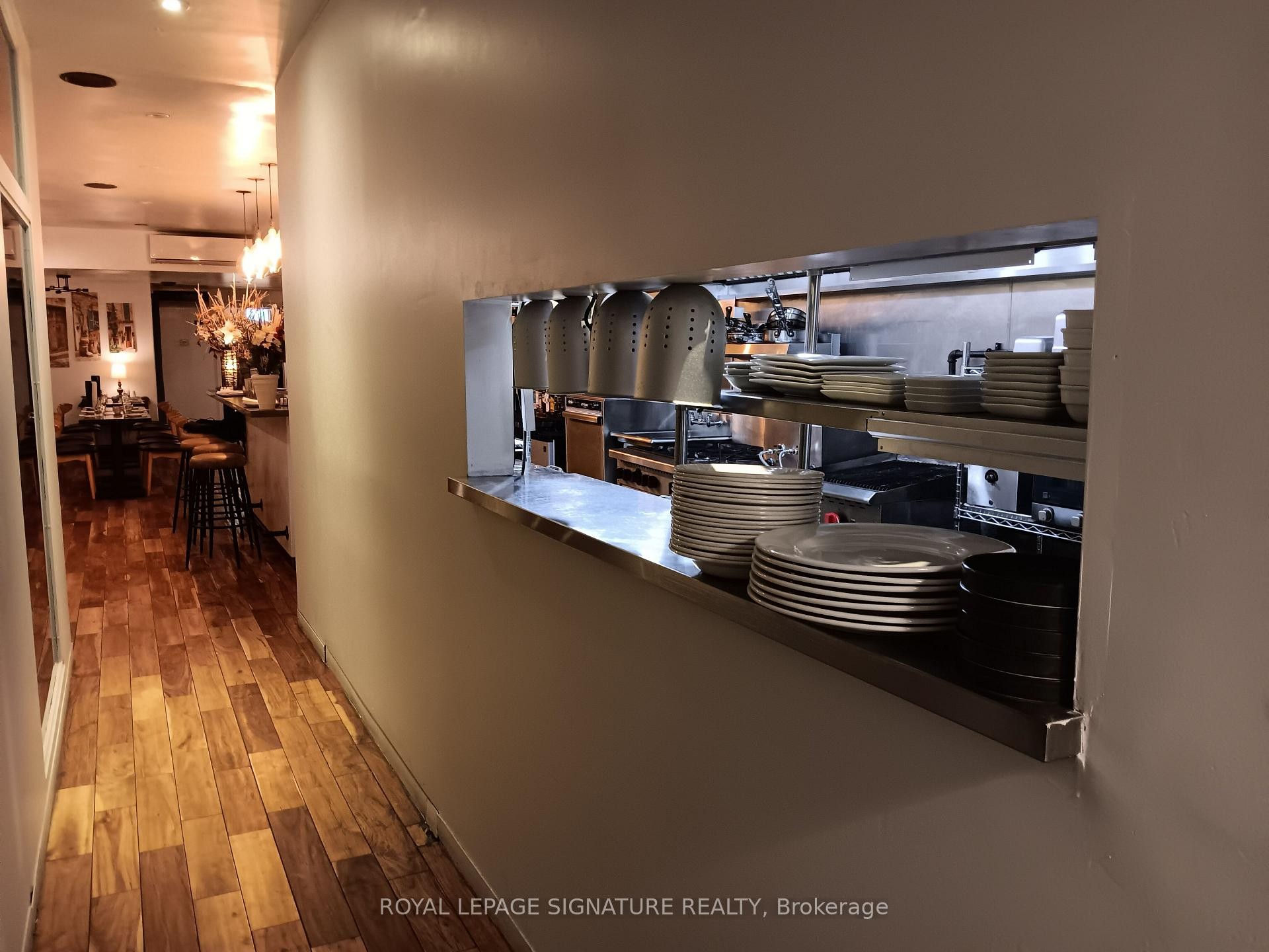 1316 Queen Street W, Toronto, ON