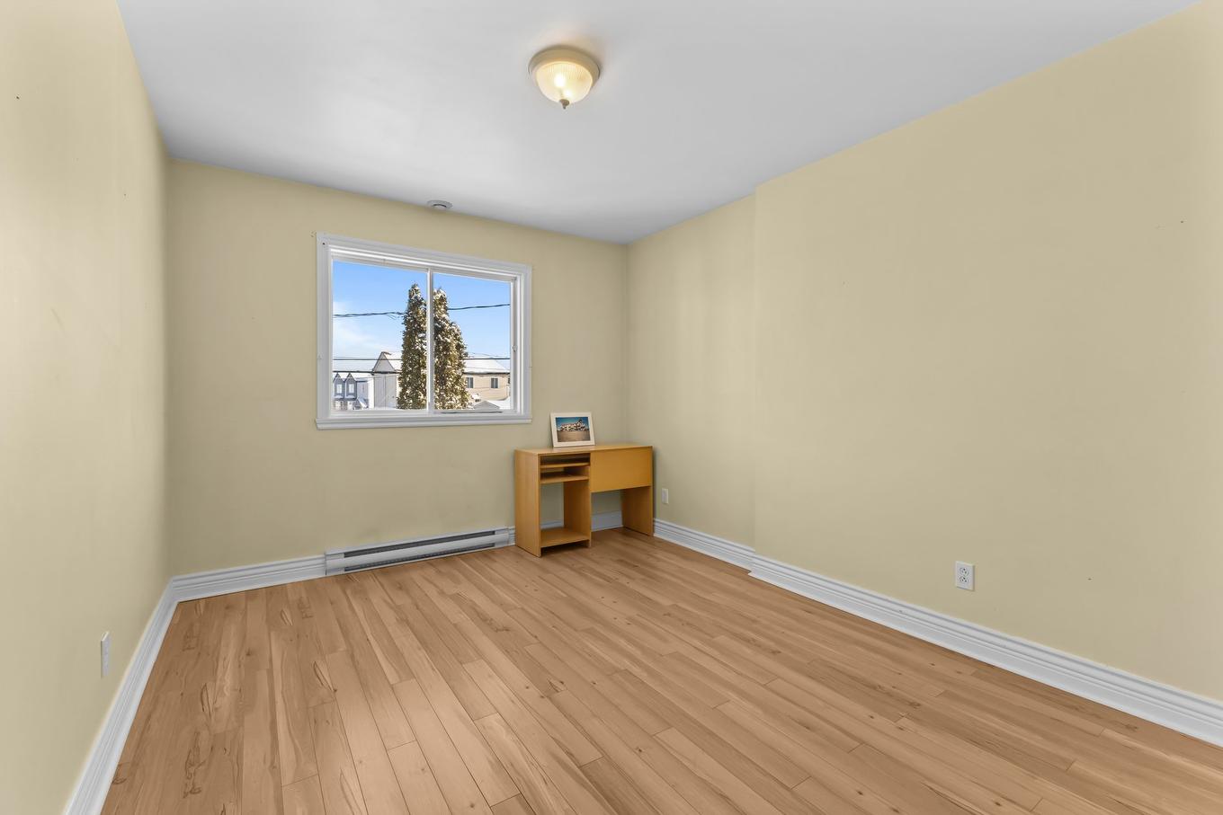 Chambre à coucher - 102-5359 Rue Du Bocage, Terrebonne (La Plaine), QC - Indoor Photo Showing Other Room