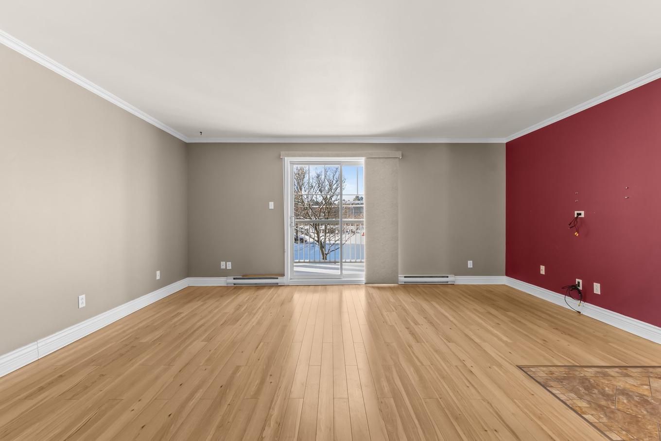 Salon - 102-5359 Rue Du Bocage, Terrebonne (La Plaine), QC - Indoor Photo Showing Other Room