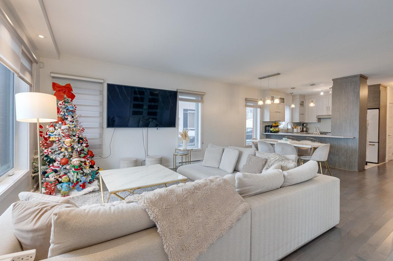 Overall view - 3964 Rue Monselet, Montréal (Montréal-Nord), QC - Indoor Photo Showing Living Room