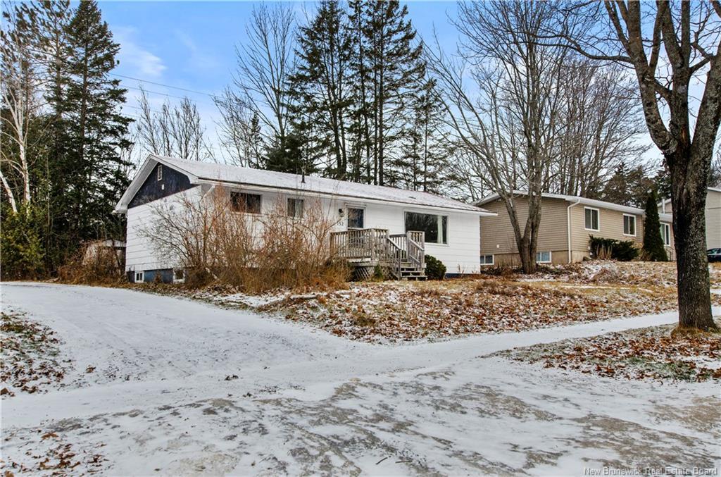 152 Tilley Dr, Fredericton, NB