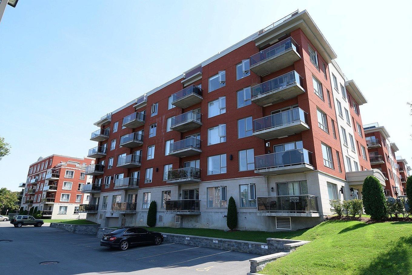 Back facade - 403-100 Rue Barnett, Dollard-Des-Ormeaux, QC - Outdoor With Facade