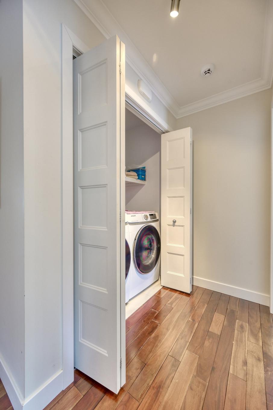 Salle de lavage - 199 Rue Du Bonniebrook, Saint-Colomban, QC - Indoor Photo Showing Laundry Room