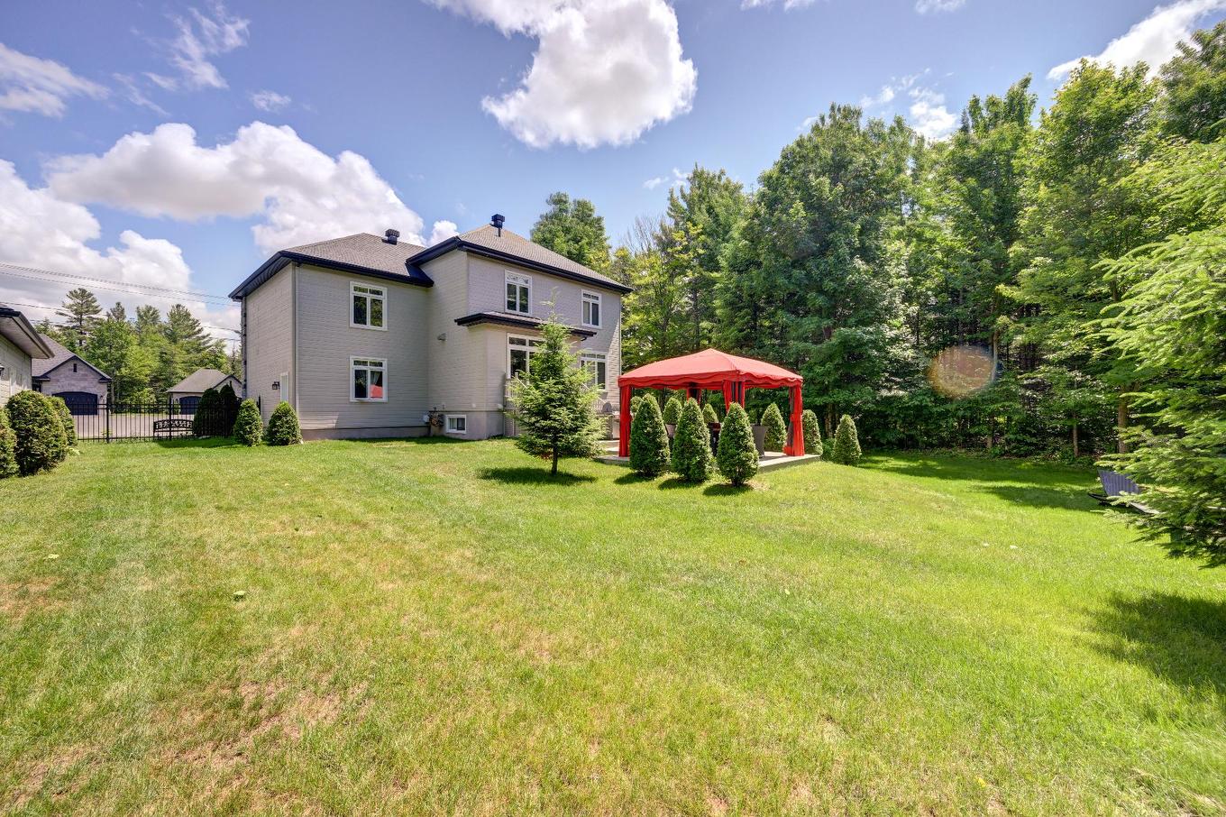 Cour - 199 Rue Du Bonniebrook, Saint-Colomban, QC - Outdoor