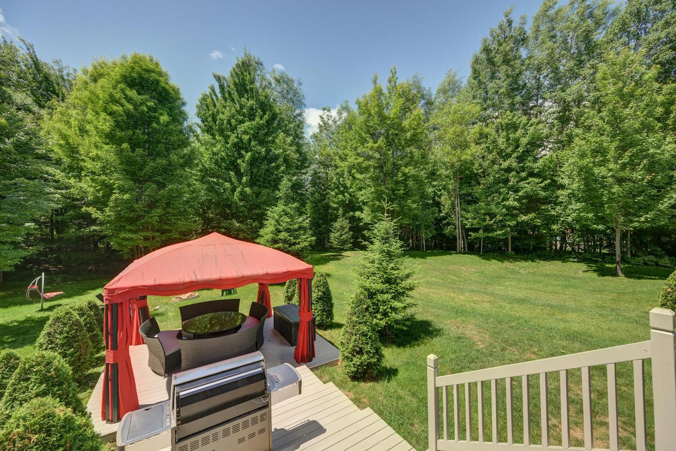 Cour - 199 Rue Du Bonniebrook, Saint-Colomban, QC - Outdoor