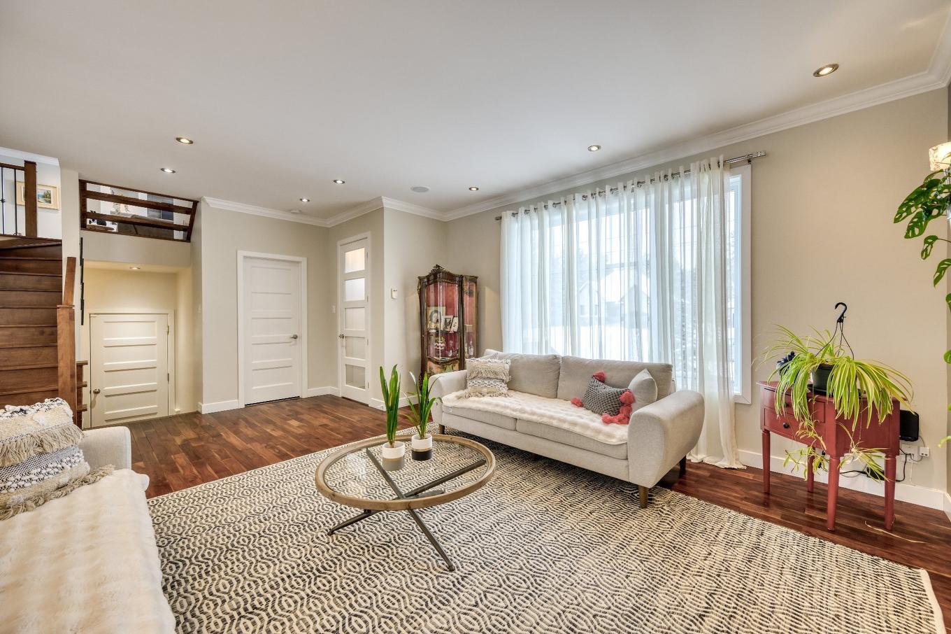 Salon - 199 Rue Du Bonniebrook, Saint-Colomban, QC - Indoor Photo Showing Living Room