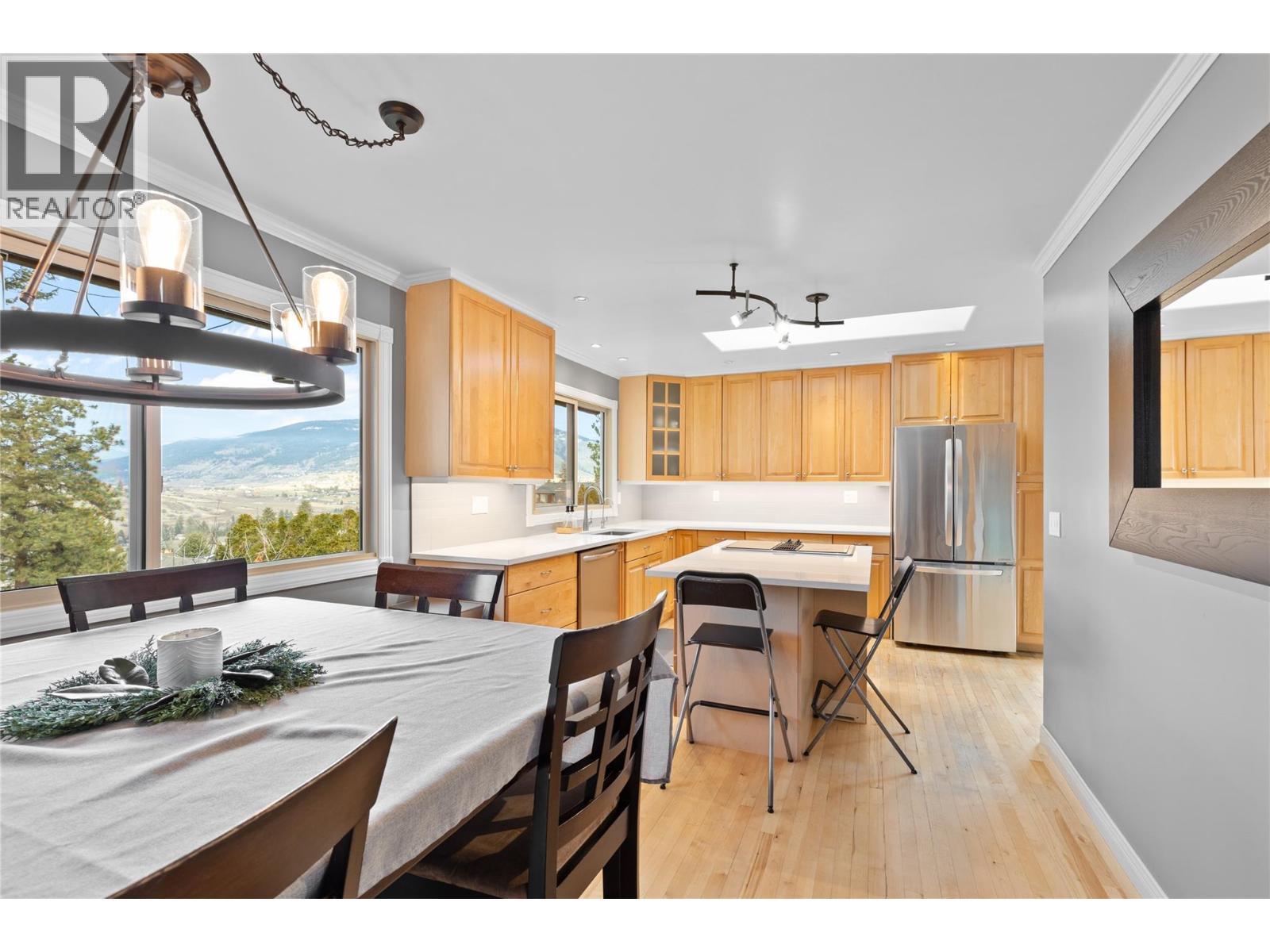 11609 Upper Summit Drive, Coldstream, BC - Indoor