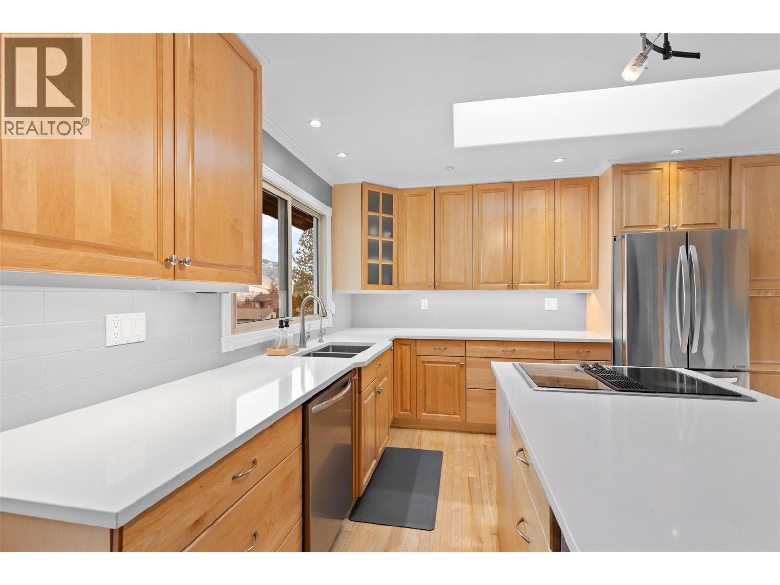 11609 Upper Summit Drive, Coldstream, BC - Indoor Photo Showing Kitchen With Double Sink