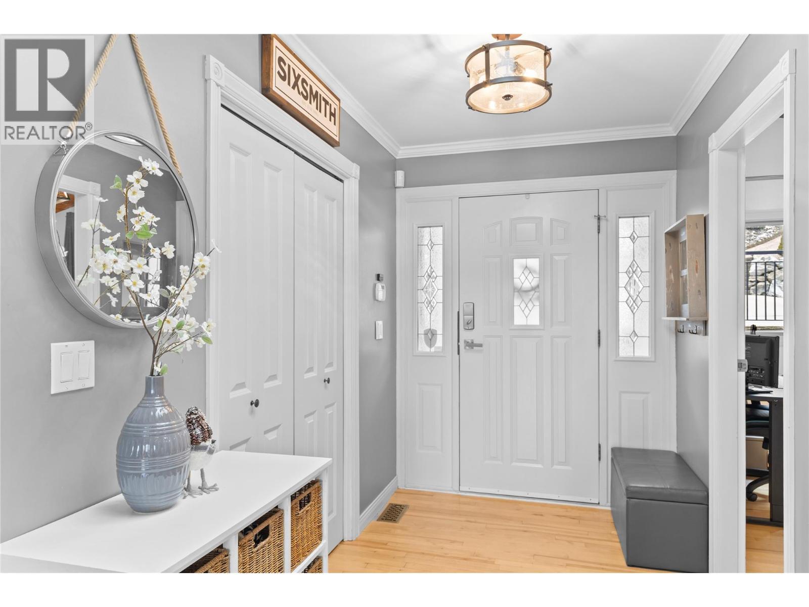 11609 Upper Summit Drive, Coldstream, BC - Indoor Photo Showing Other Room