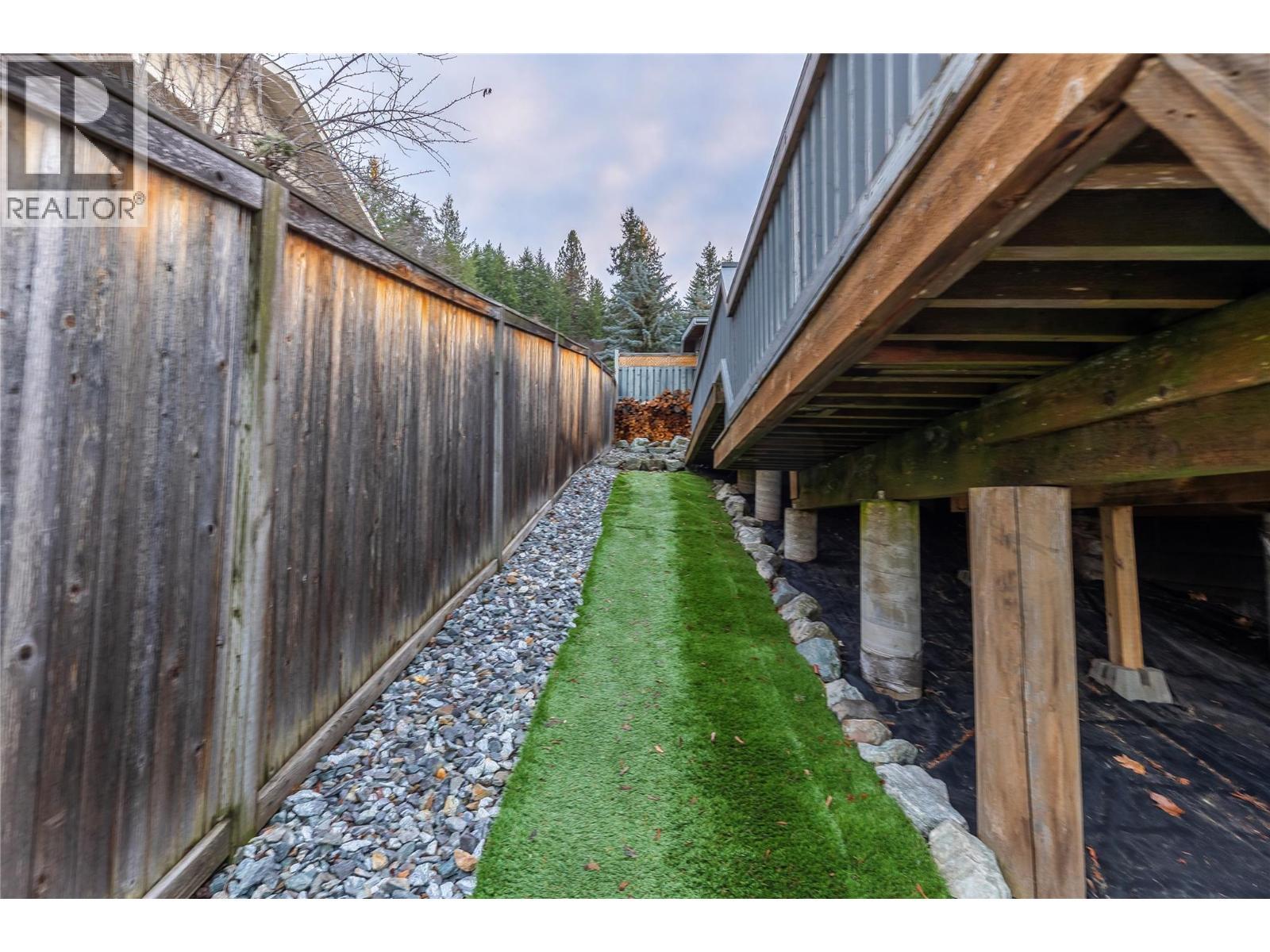 Other side view of home - 11609 Upper Summit Drive, Coldstream, BC - Outdoor