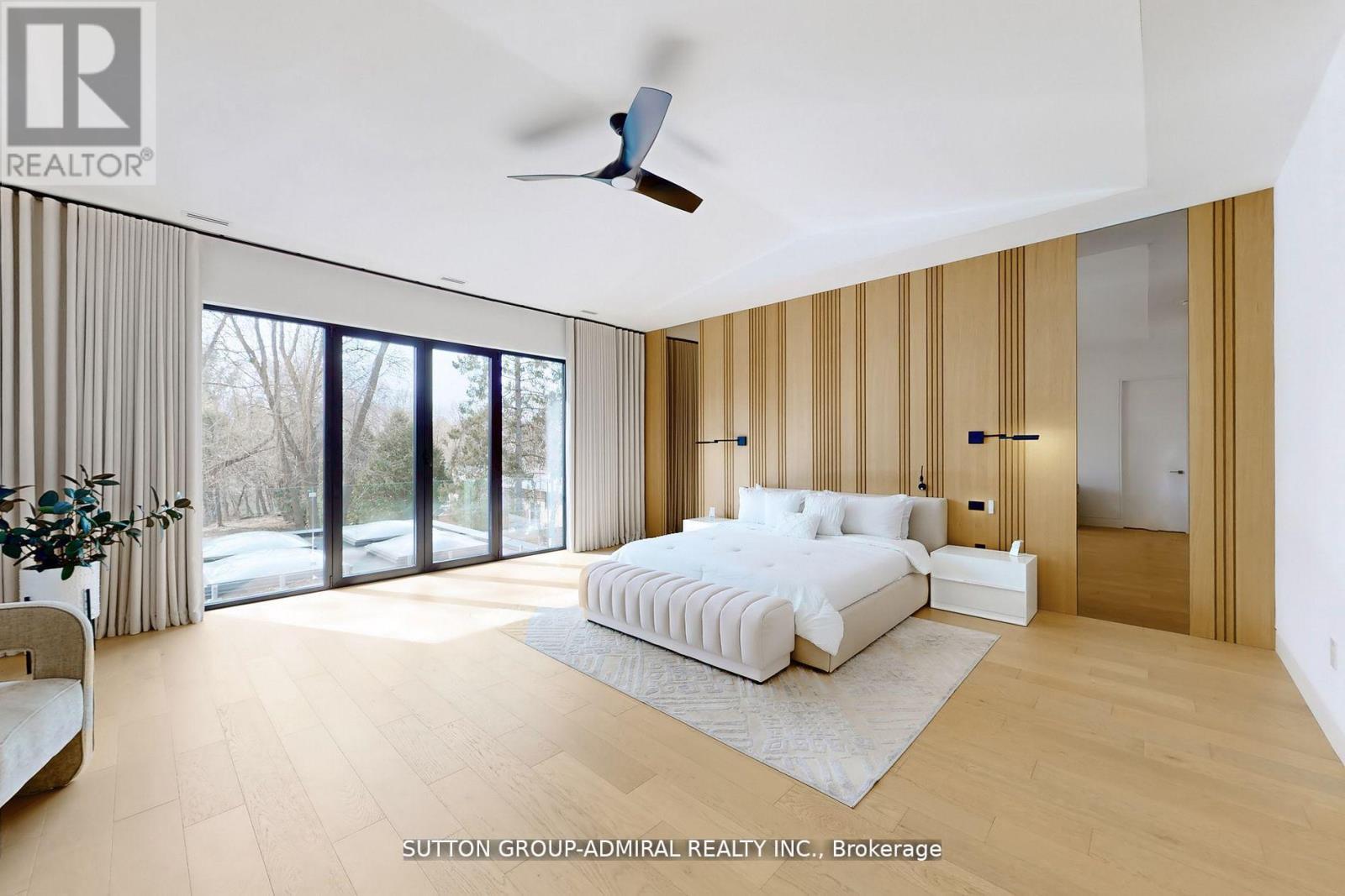 126 Wood Lane, Richmond Hill, ON - Indoor Photo Showing Bedroom